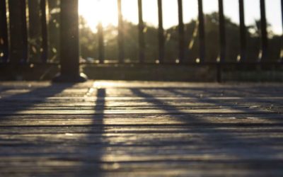 SHOULD YOU RESTORE A DECK ON YOUR OWN?: DIY DECK REFINISHING & RESTORATION